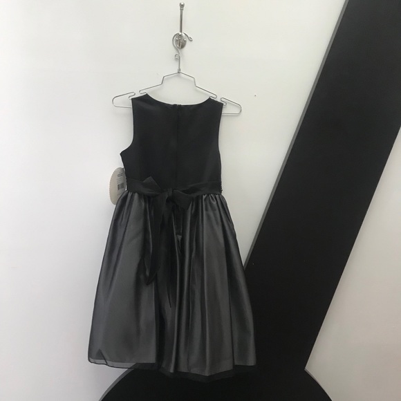 Girls Size - Picture 2 of 2